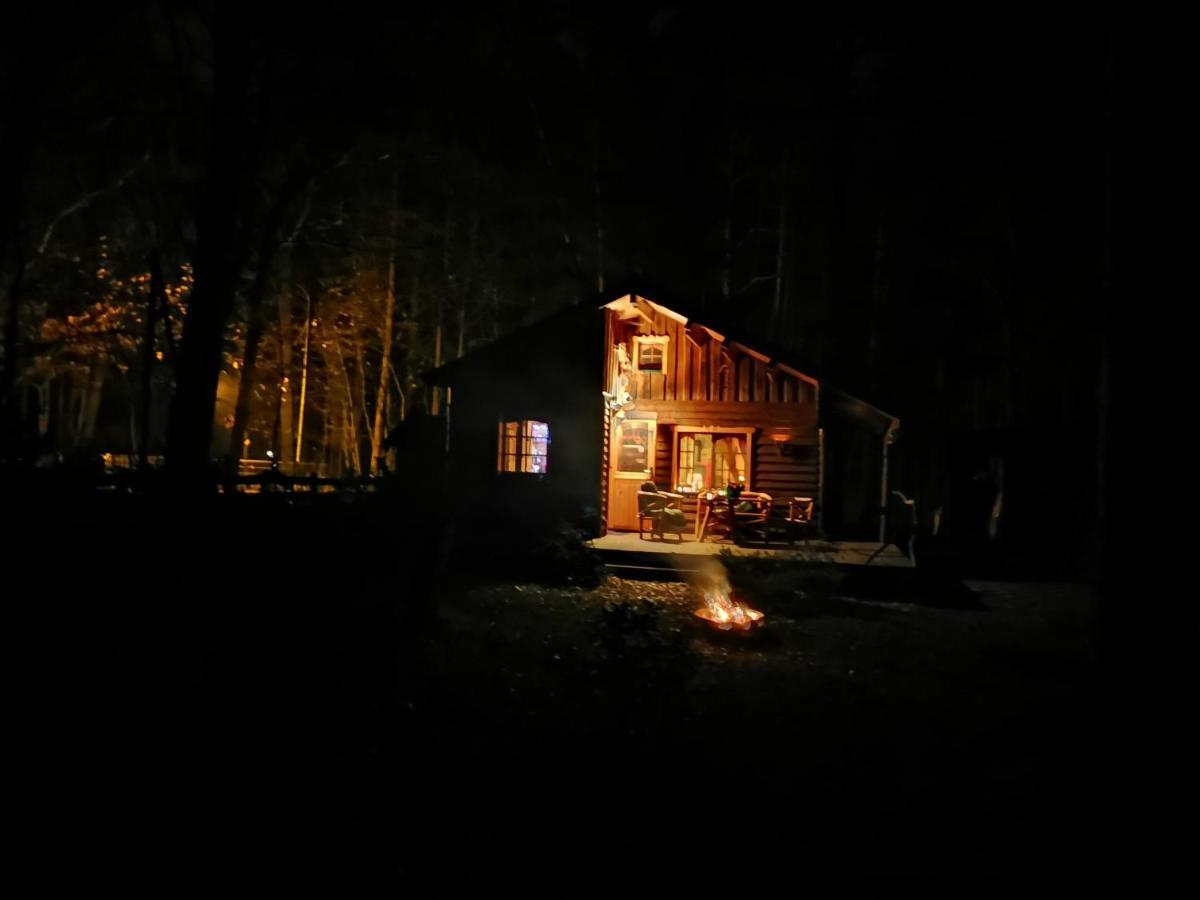 Holzhaus Waldwichtel Am Wald Und See Neuruppin Eksteriør billede